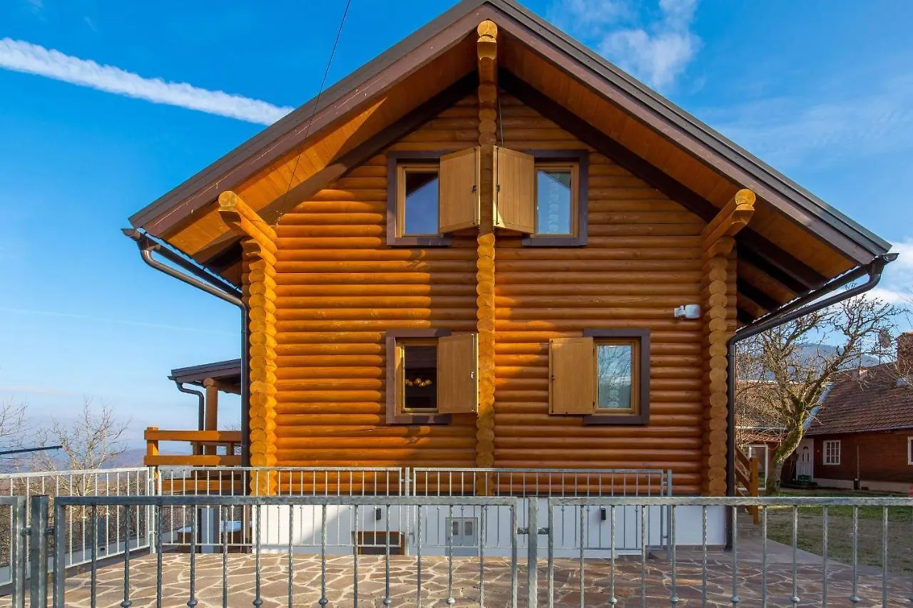 Mountain Family Home Nola Ivano 0*, Delnice